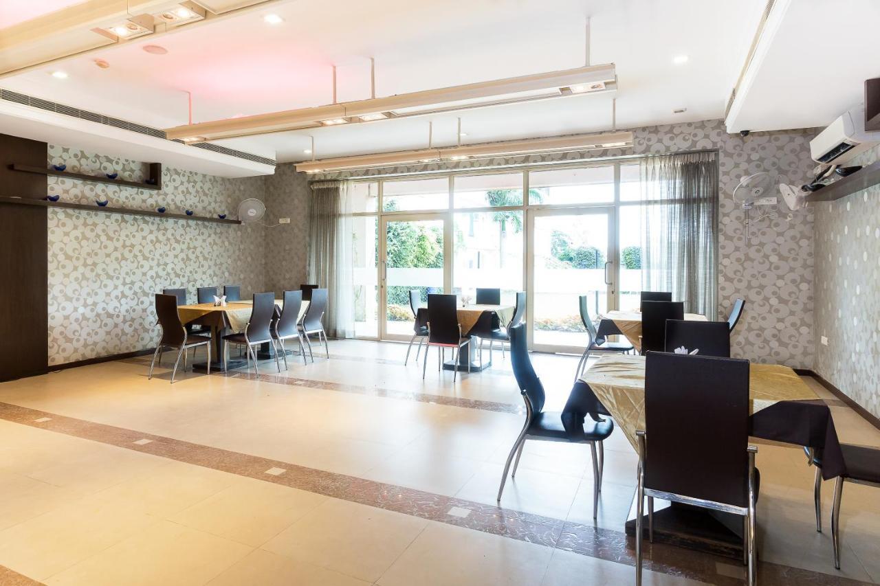 Treebo Fort Club Hajdarabad Zewnętrze zdjęcie